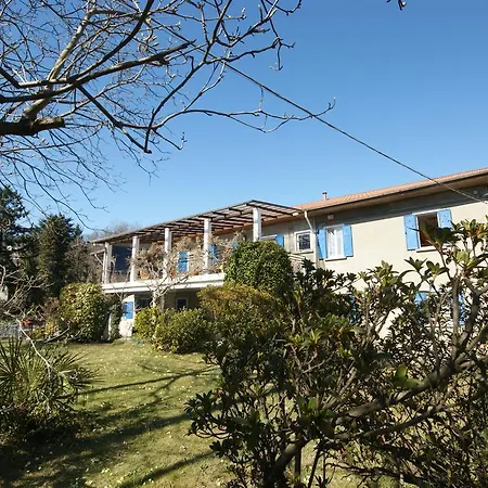 Prato Dell'oca アパート *
